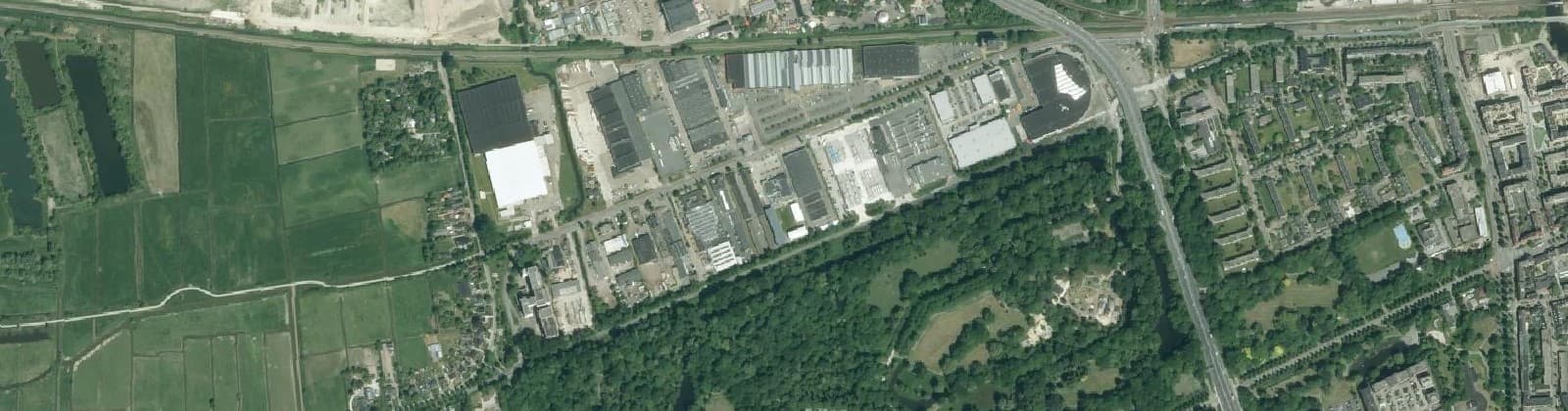 Luchtfoto van Peizerweg
