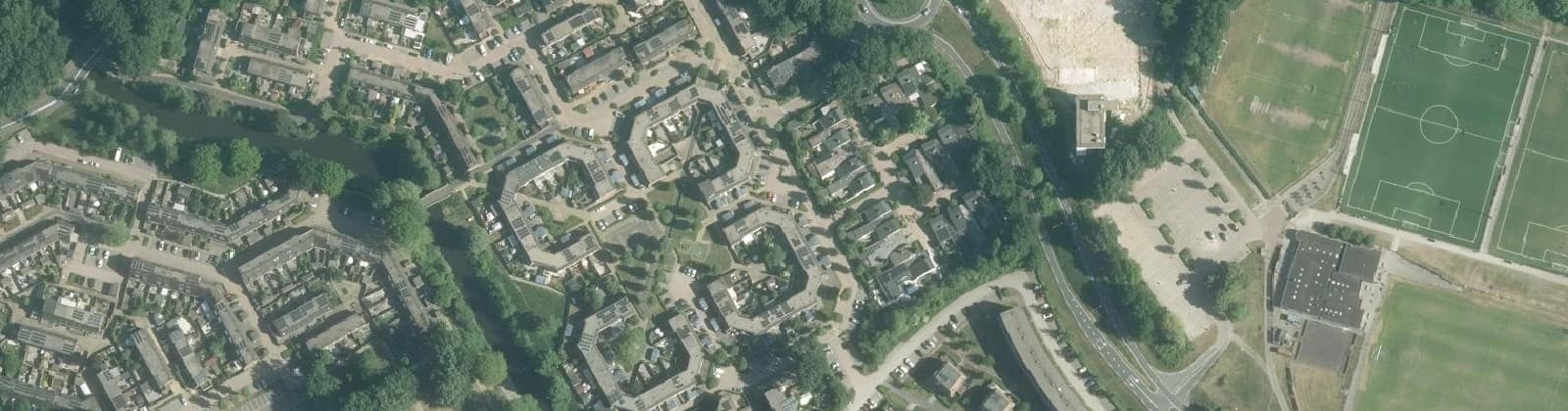 Luchtfoto van Rozenwerf en Tuinderswerf