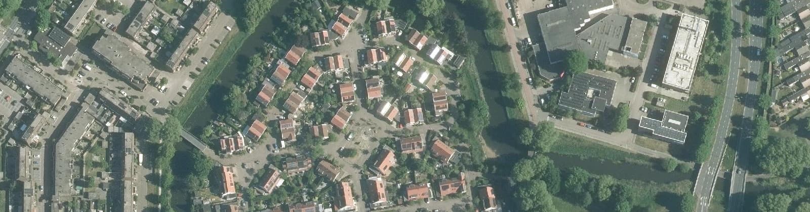 Luchtfoto van Kromgouw en Overgouw