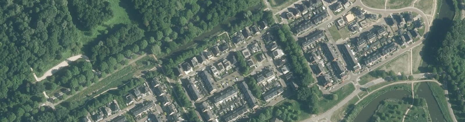 Luchtfoto van De Laren Noord