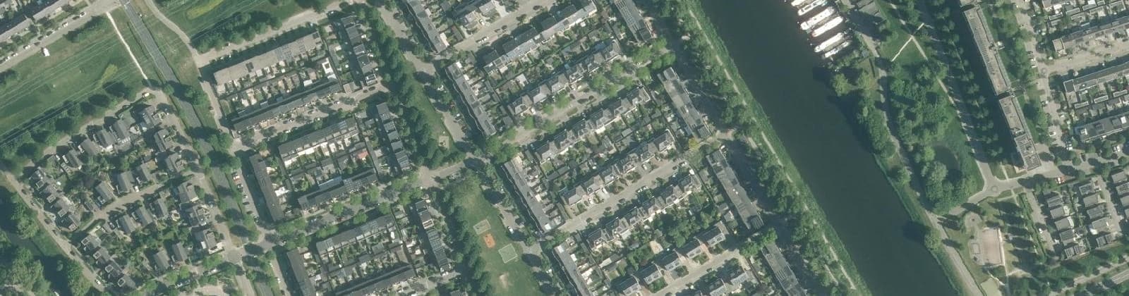 Luchtfoto van Parkwijk Zuidoost