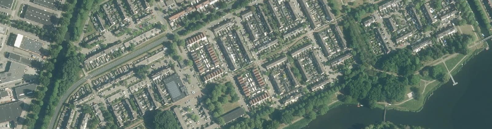 Luchtfoto van Waterwijk Midden