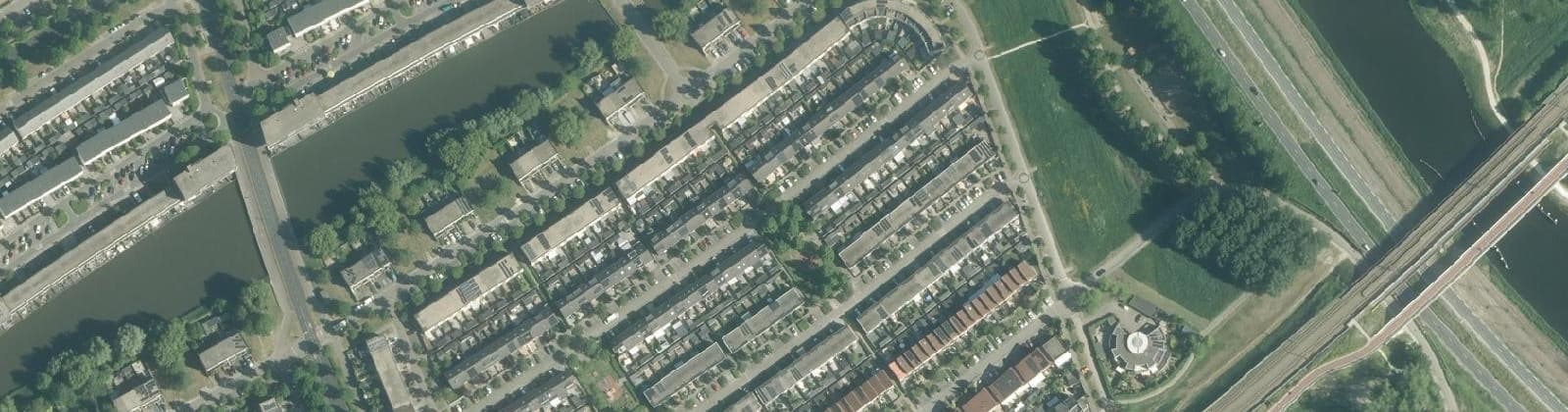 Luchtfoto van Tussen de Vaarten N.- Oost