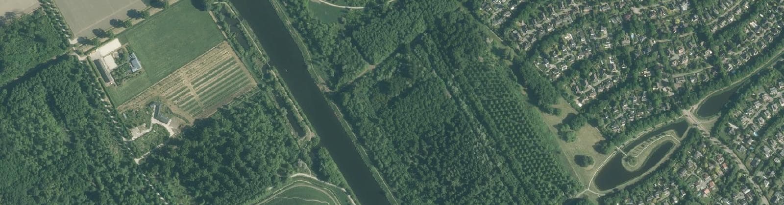 Luchtfoto van Bosgebied Vogelhorst