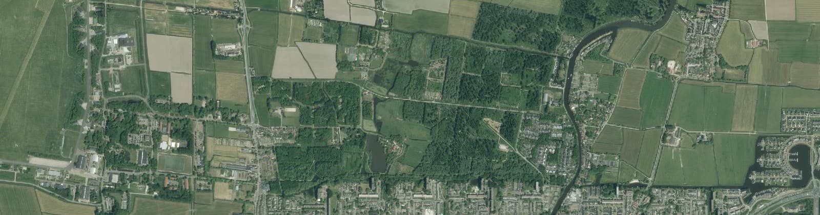 Luchtfoto van Vierhuisterweg e.o.