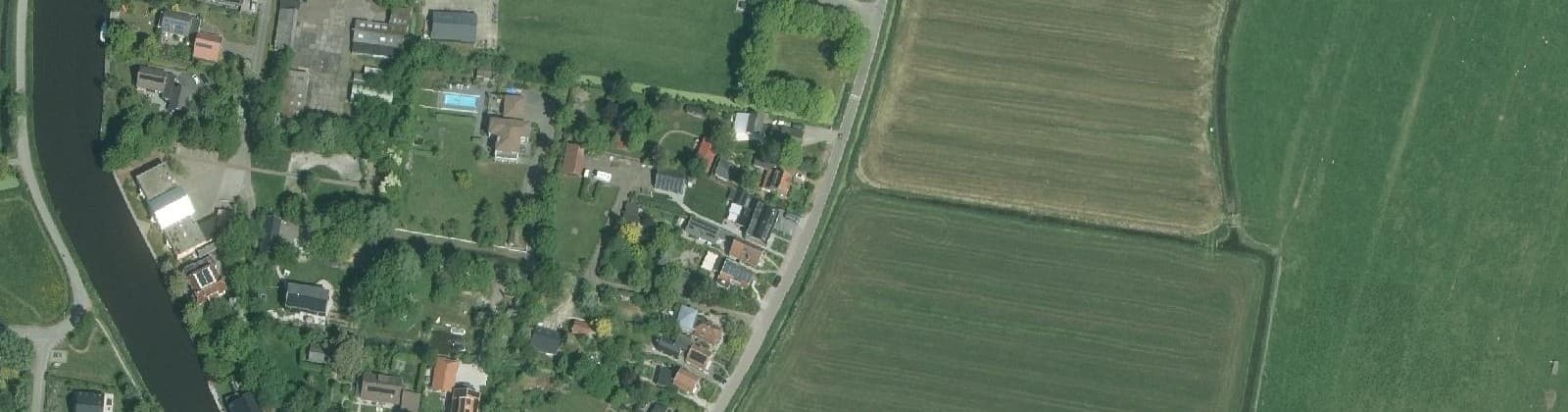 Luchtfoto van Snakkerburen