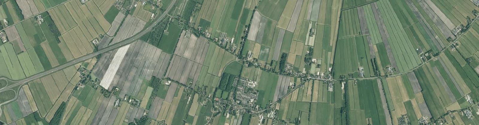 Luchtfoto van Langezwaag-Buitengebied