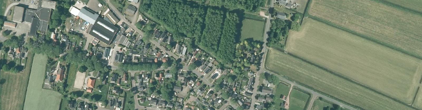 Luchtfoto van Tijnje-Kom