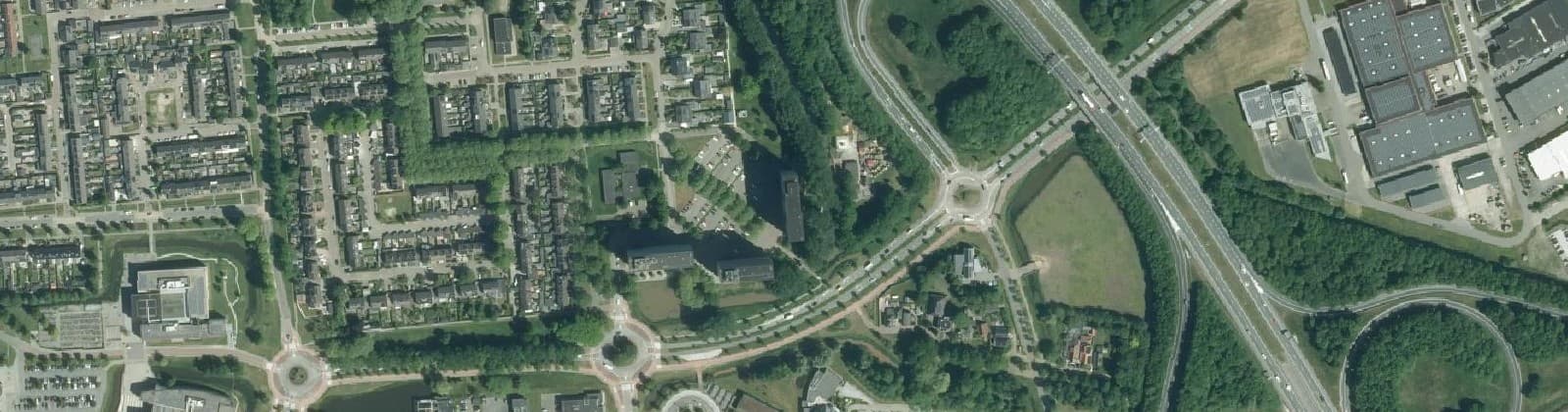 Luchtfoto van De Wiken oost