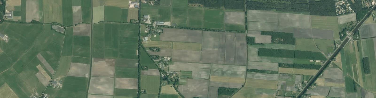 Luchtfoto van Verspreide huizen Dalerveen