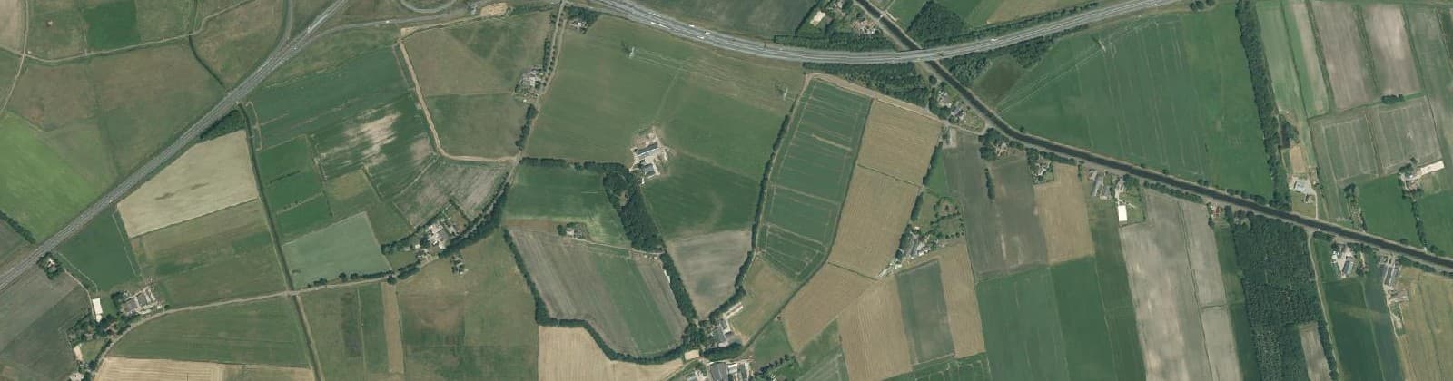 Luchtfoto van Verspreide huizen Holsloot