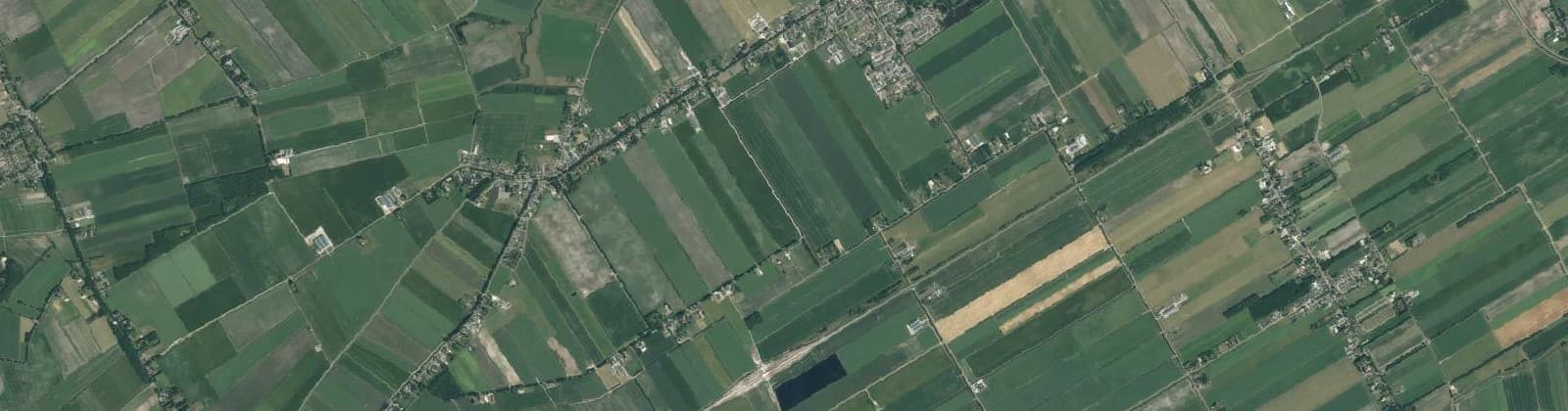 Luchtfoto van Verspreide huizen Nieuw-Weerdinge