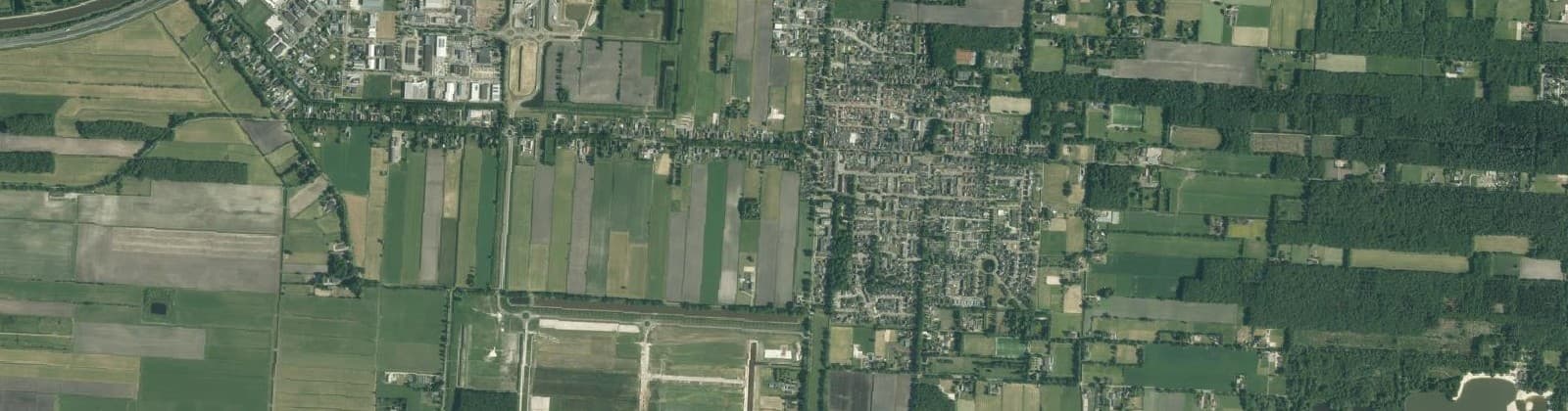 Luchtfoto van Hollandscheveld kern