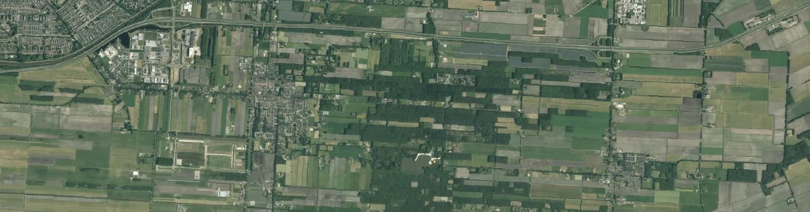 Luchtfoto van Verspreide huizen Hollandscheveld-Oost
