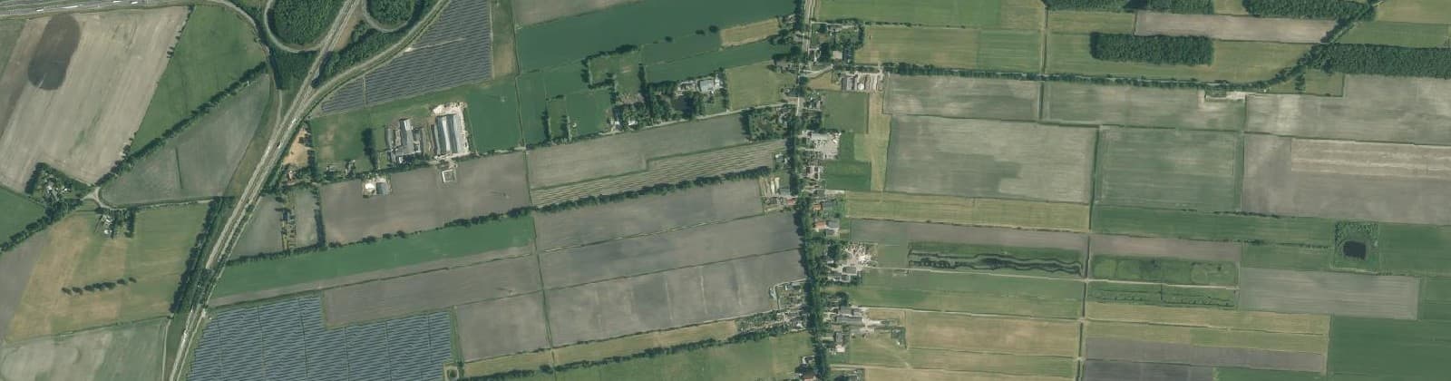 Luchtfoto van Verspreide huizen Alteveer