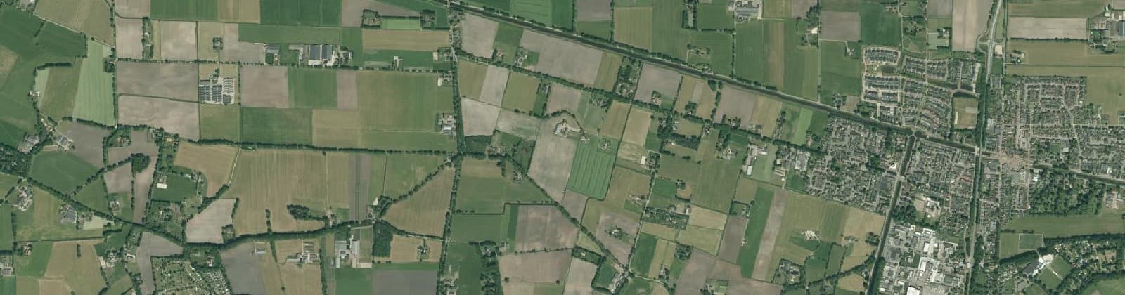 Luchtfoto van Verspreide huizen Lemelerveld west