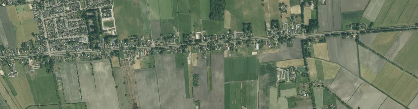 Luchtfoto van Verspreide huizen Lutten-Oost