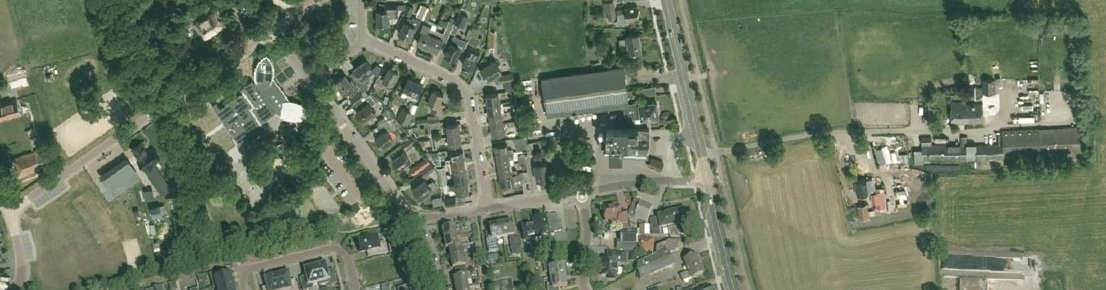 Luchtfoto van Dorp Daarle