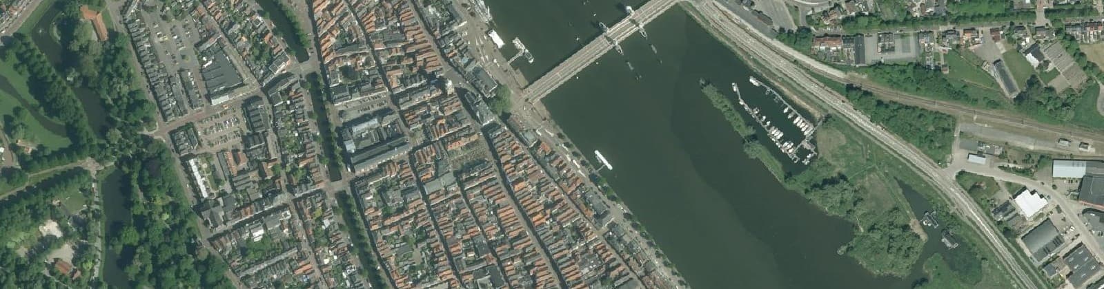 Luchtfoto van Binnenstad Kampen