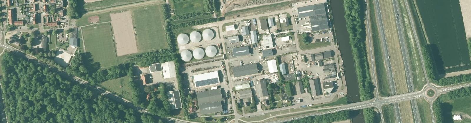 Luchtfoto van Bant-bedrijventerrein