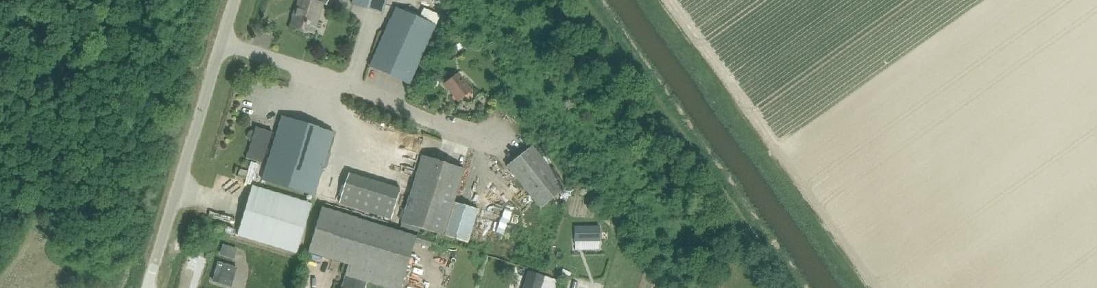 Luchtfoto van Tollebeek-bedrijventerrein