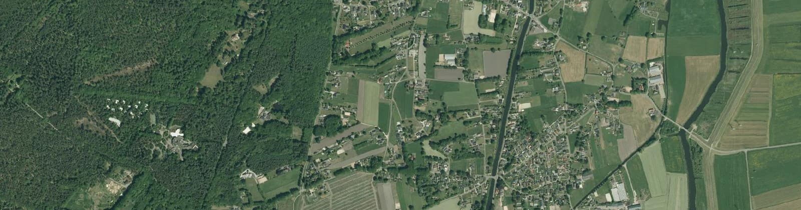 Luchtfoto van Verspreide huizen Wapenveld-Zuid
