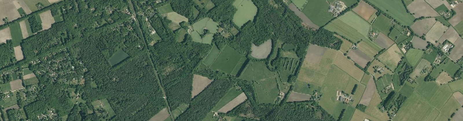 Luchtfoto van Verspreide huizen Joppe
