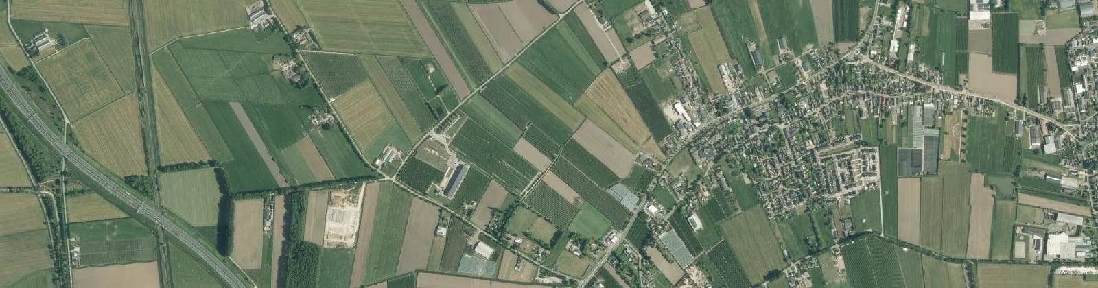 Luchtfoto van Verspr.h. Velddriel, Vlierd en Beemden