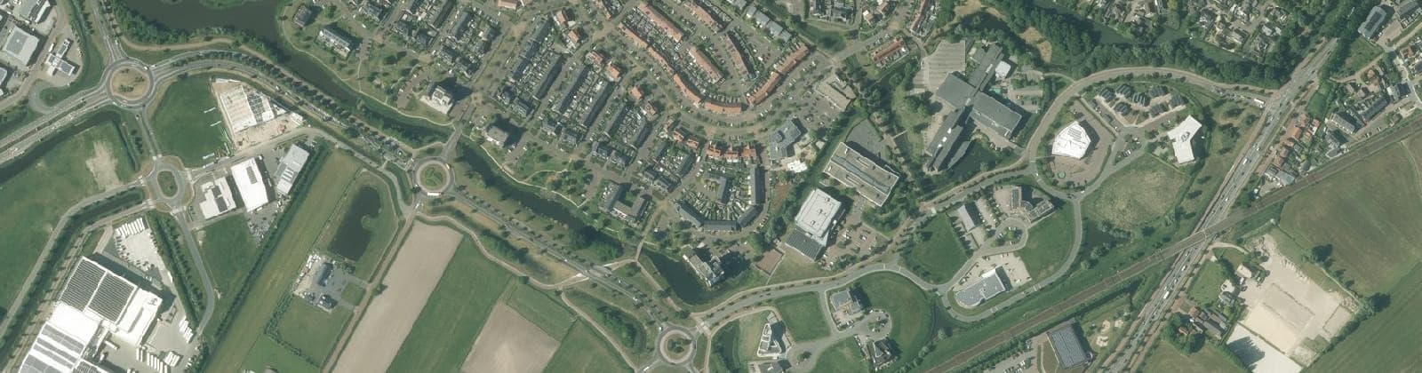 Luchtfoto van Spoorkamp/De Terrassen