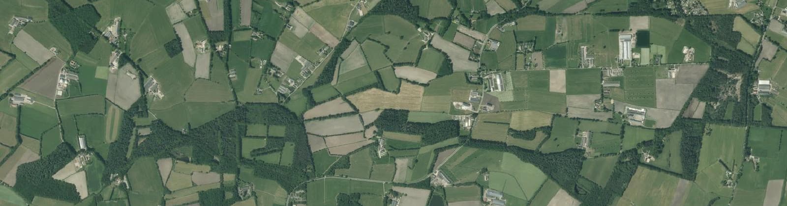 Luchtfoto van Verspr.h. ten noorden van Scherpenzeel