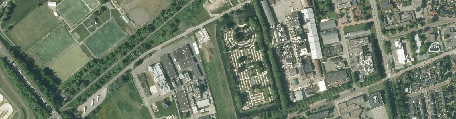 Luchtfoto van Tiel-West
