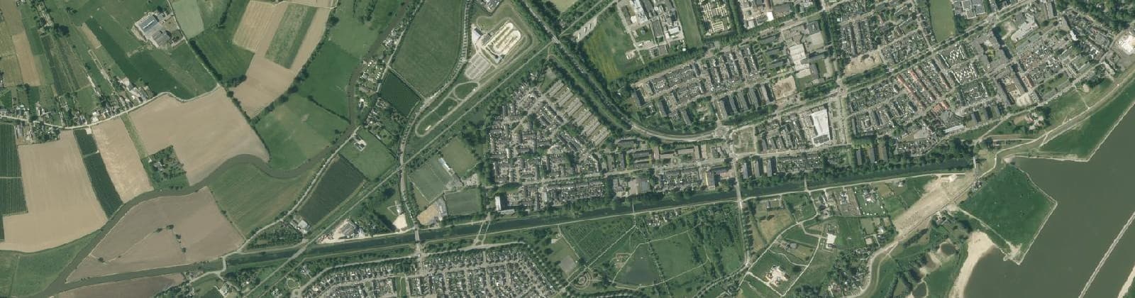 Luchtfoto van Wadenoijenlaan e.o.