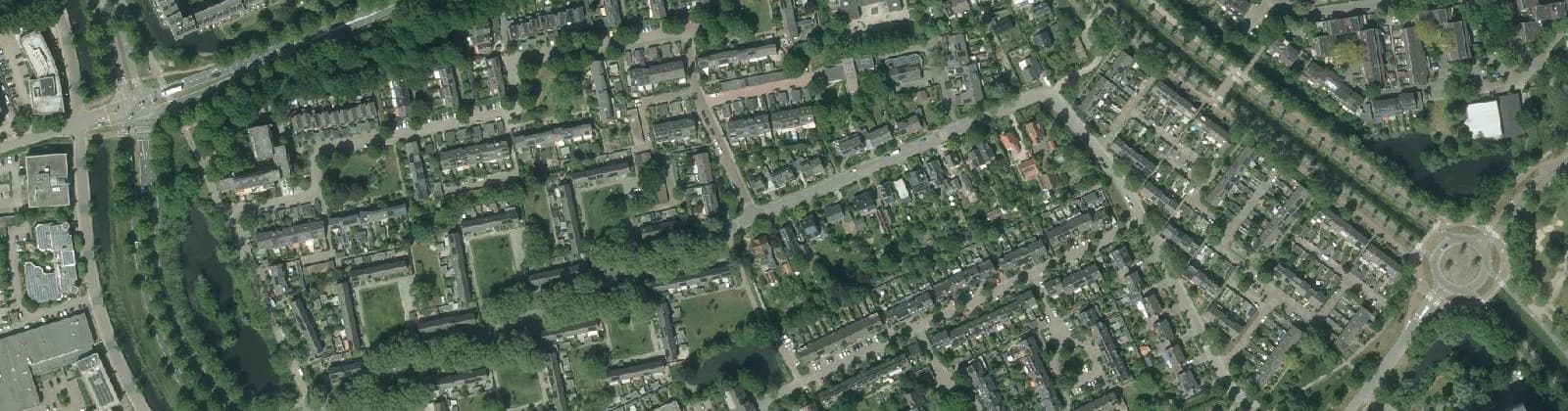 Luchtfoto van De Weiden