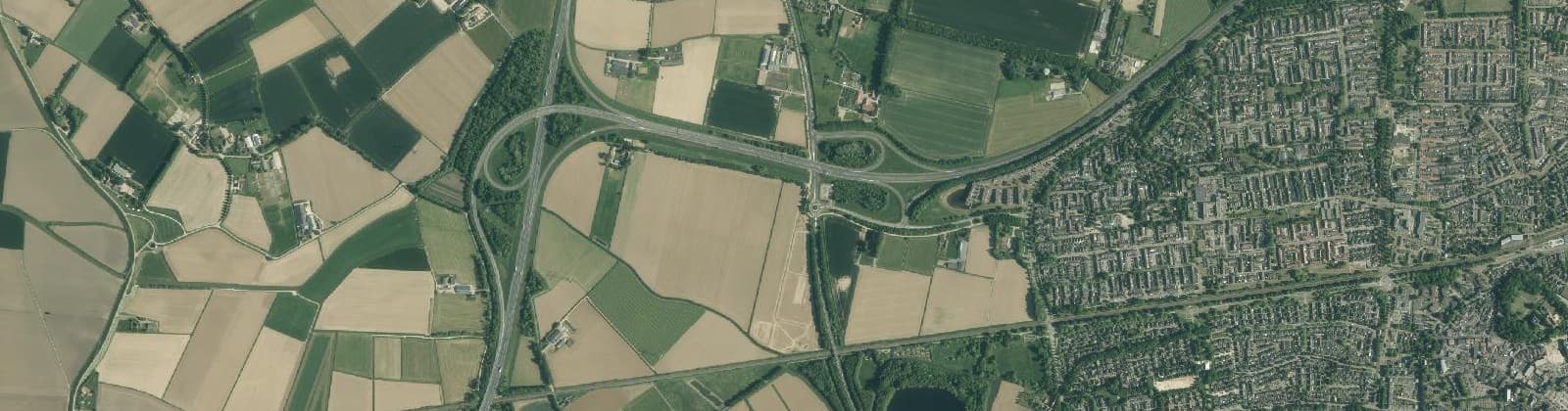 Luchtfoto van Verspreide huizen Bankhoef