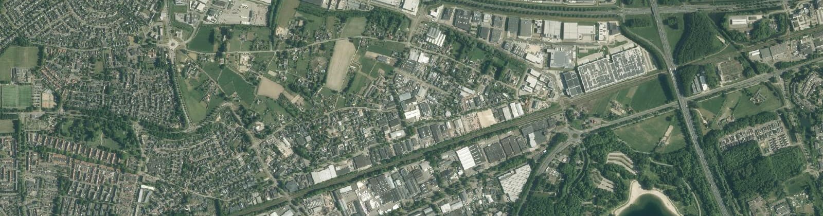 Luchtfoto van Bedrijventerrein Zesweg