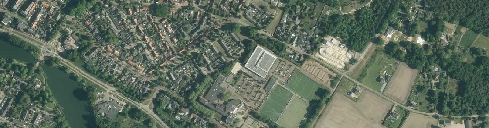 Luchtfoto van Valendries