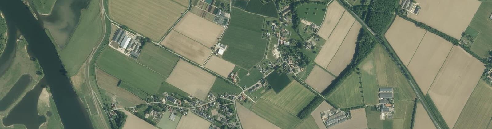 Luchtfoto van Verspreidehuizen Balgoij