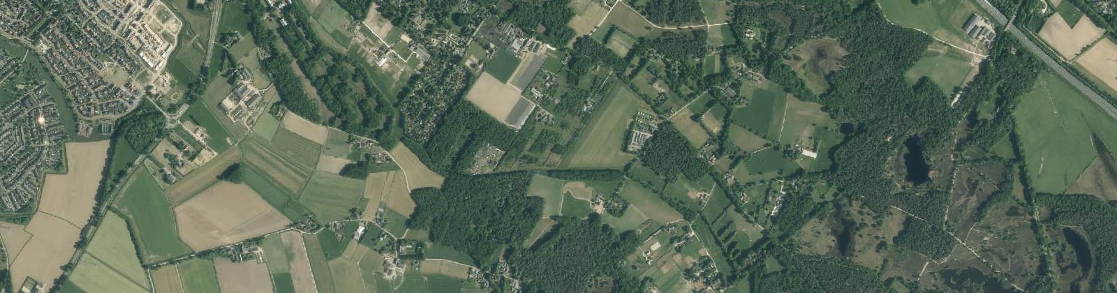 Luchtfoto van Verspreide huizen Heumenseweg-Boskant