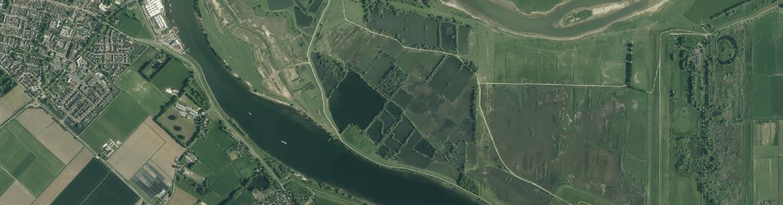 Luchtfoto van Verspreide huizen in het Munnikenland