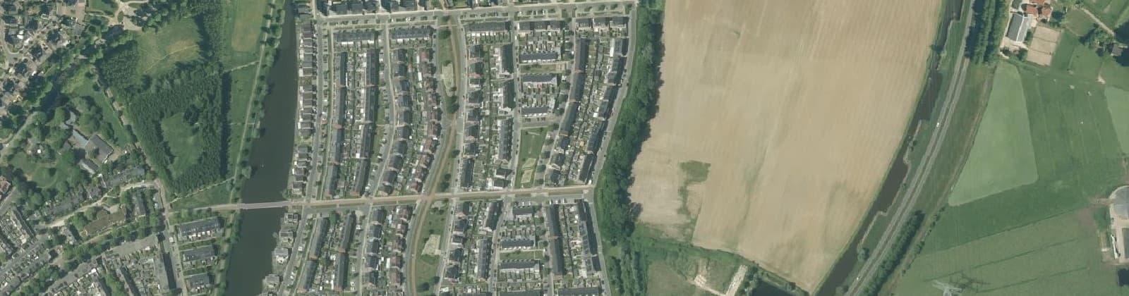 Luchtfoto van Looërenk en Woud