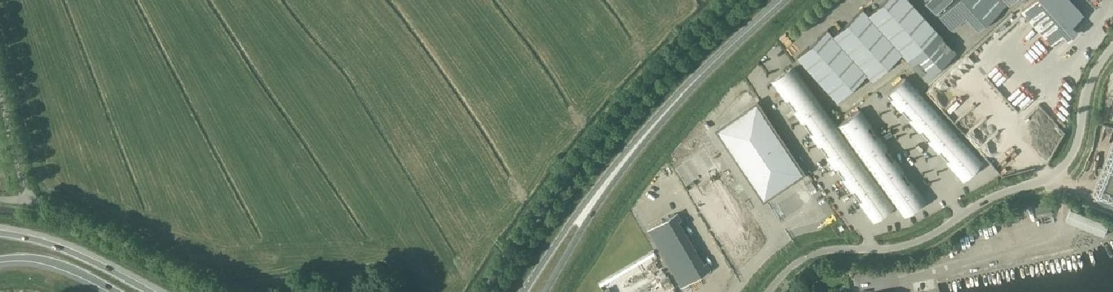 Luchtfoto van Eembrugge