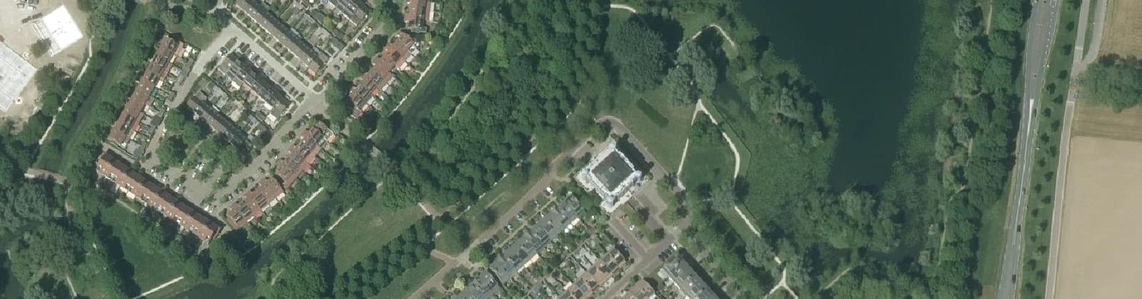 Luchtfoto van Bermen