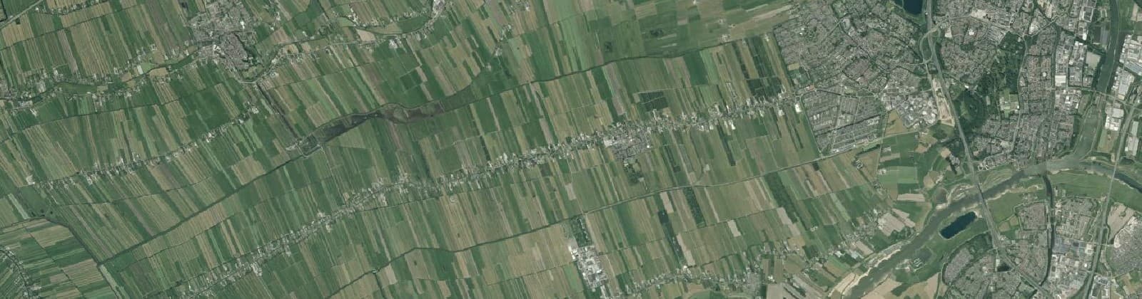 Luchtfoto van Benschop Boveneind-Benedeneind