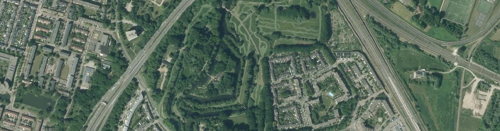 Luchtfoto van Lunetten-Noord