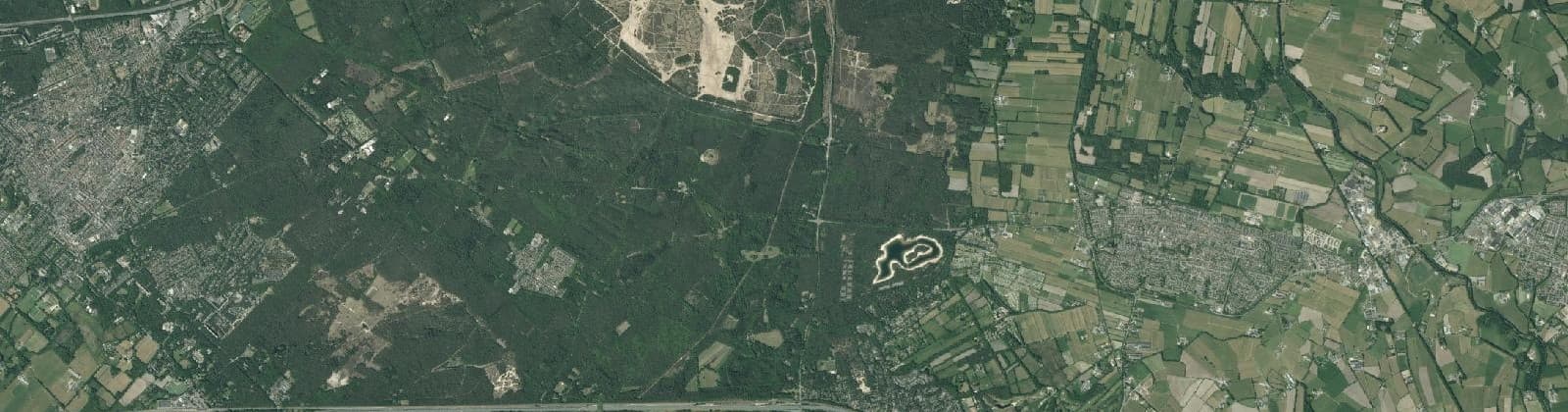 Luchtfoto van Den Treek-Henschoten