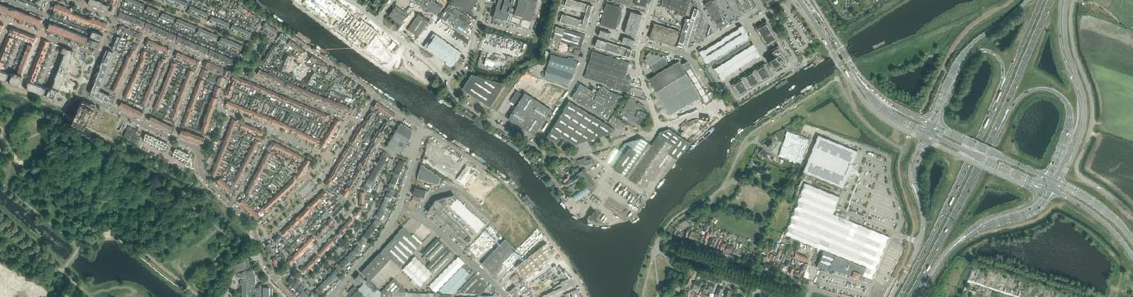 Luchtfoto van Schermereiland en Omval