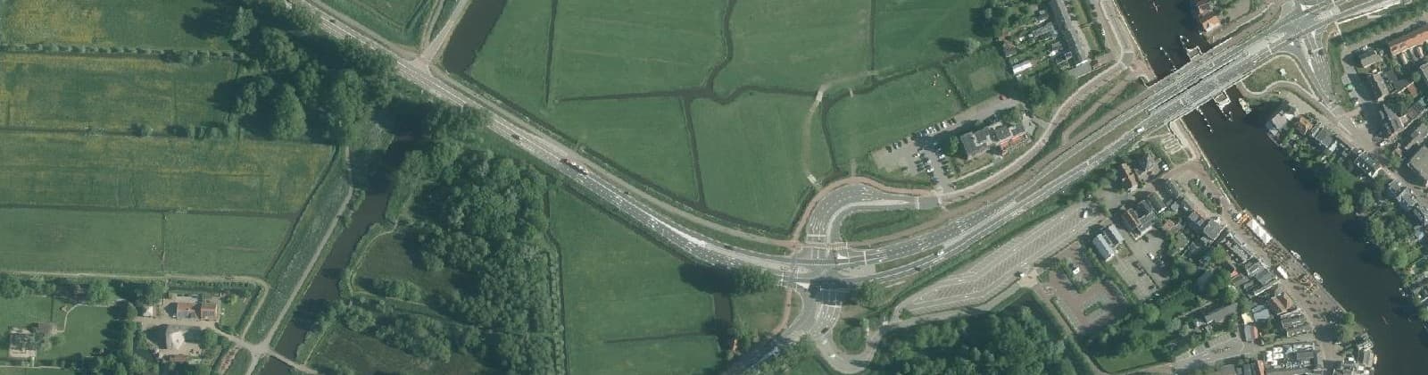 Luchtfoto van Buurt over Ouderkerk