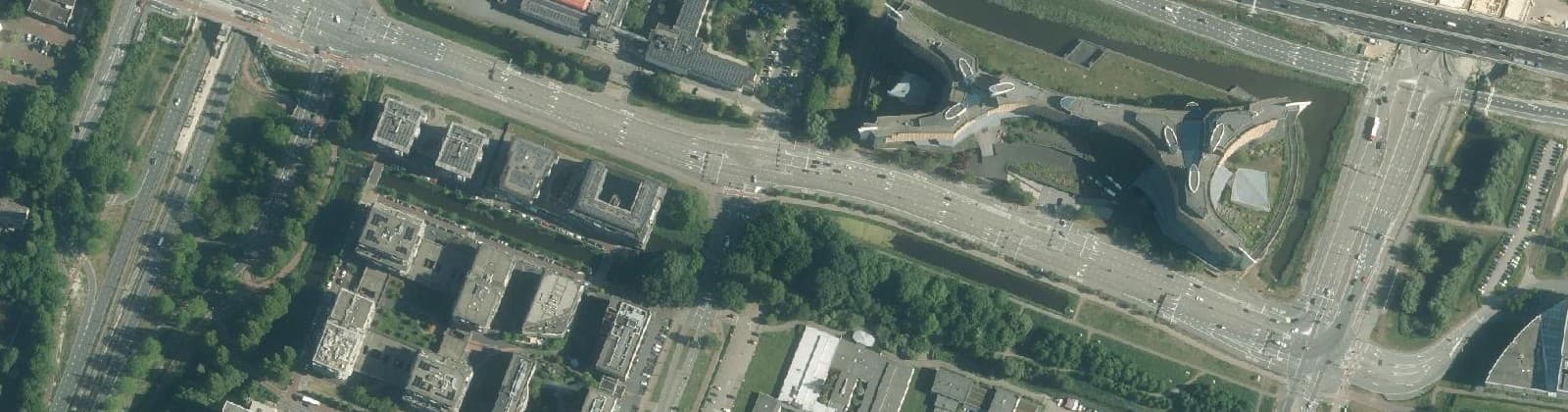 Luchtfoto van Langerhuize