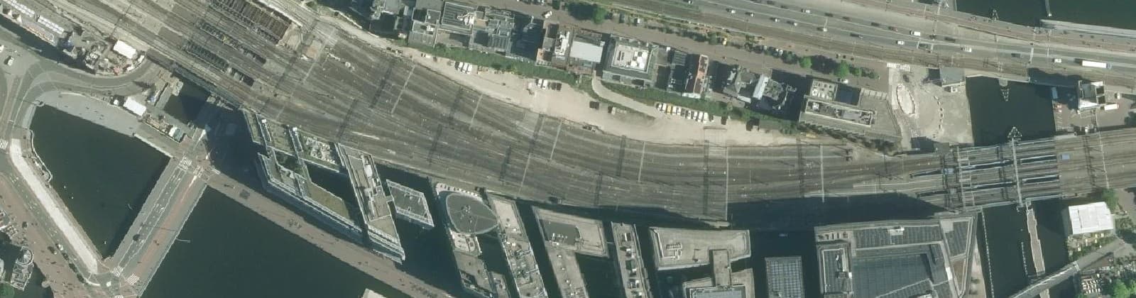 Luchtfoto van Oosterdokseiland