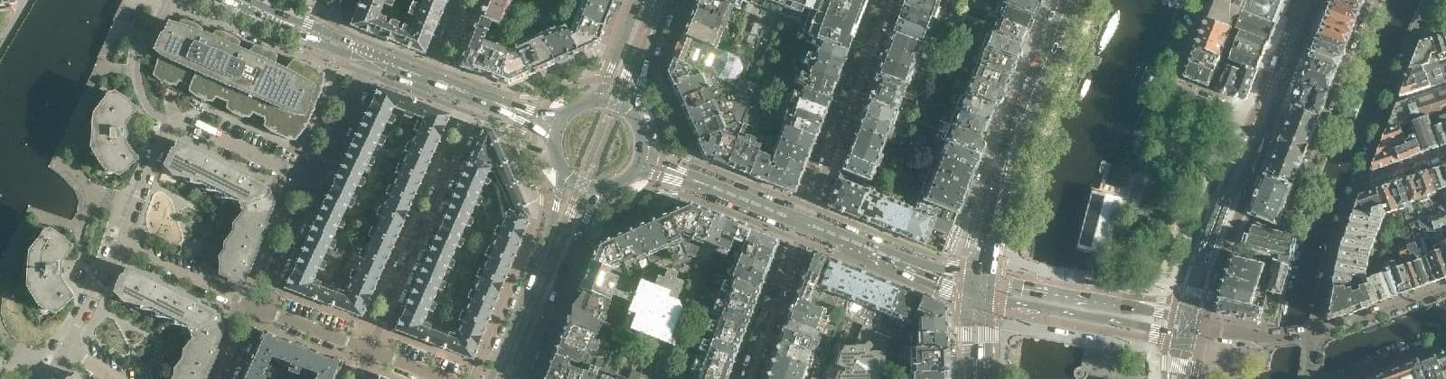 Luchtfoto van Frederik Hendrikbuurt-Zuidoost